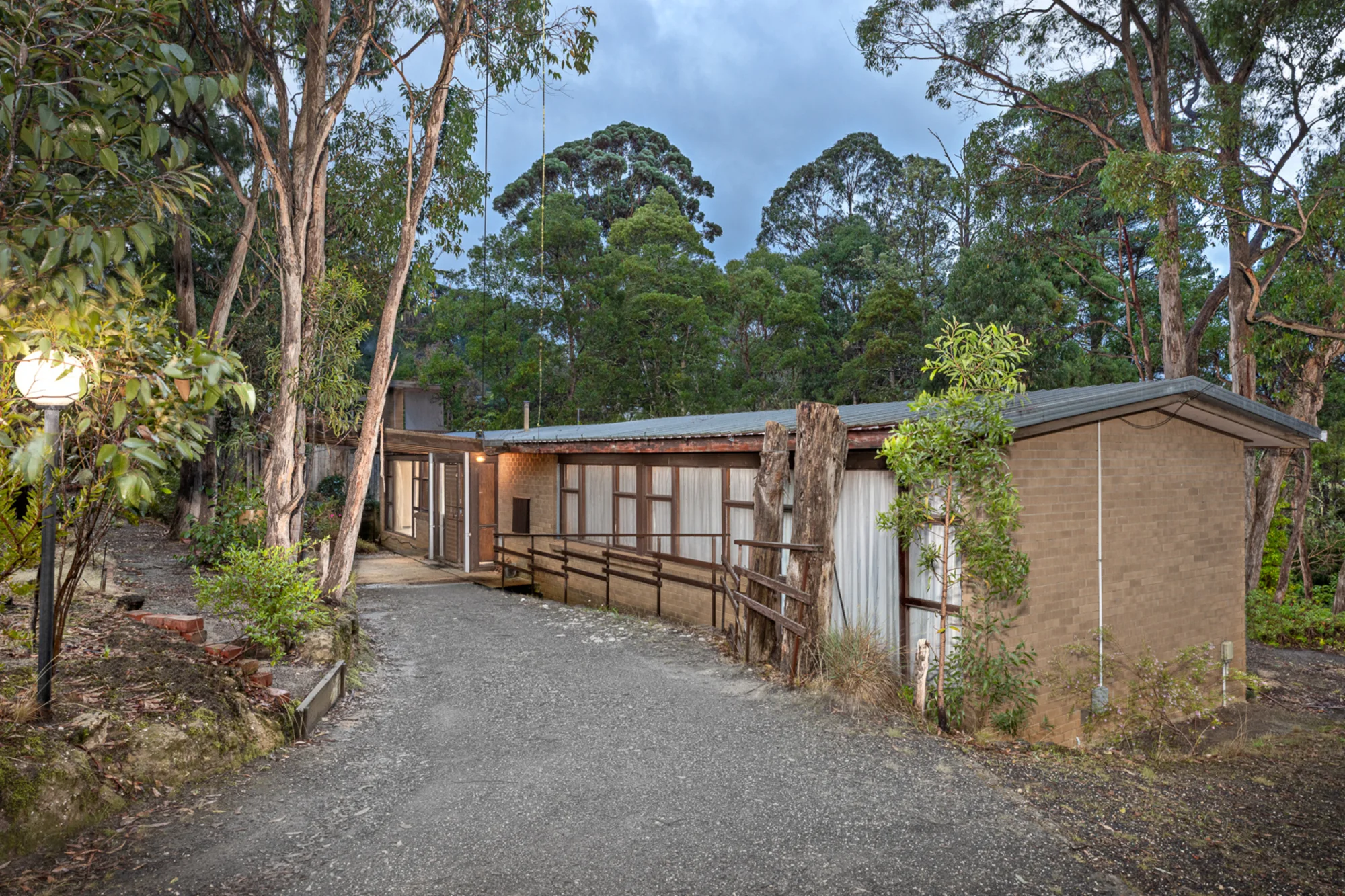 5 Moss Avenue, Mount Helen, Vic 3350