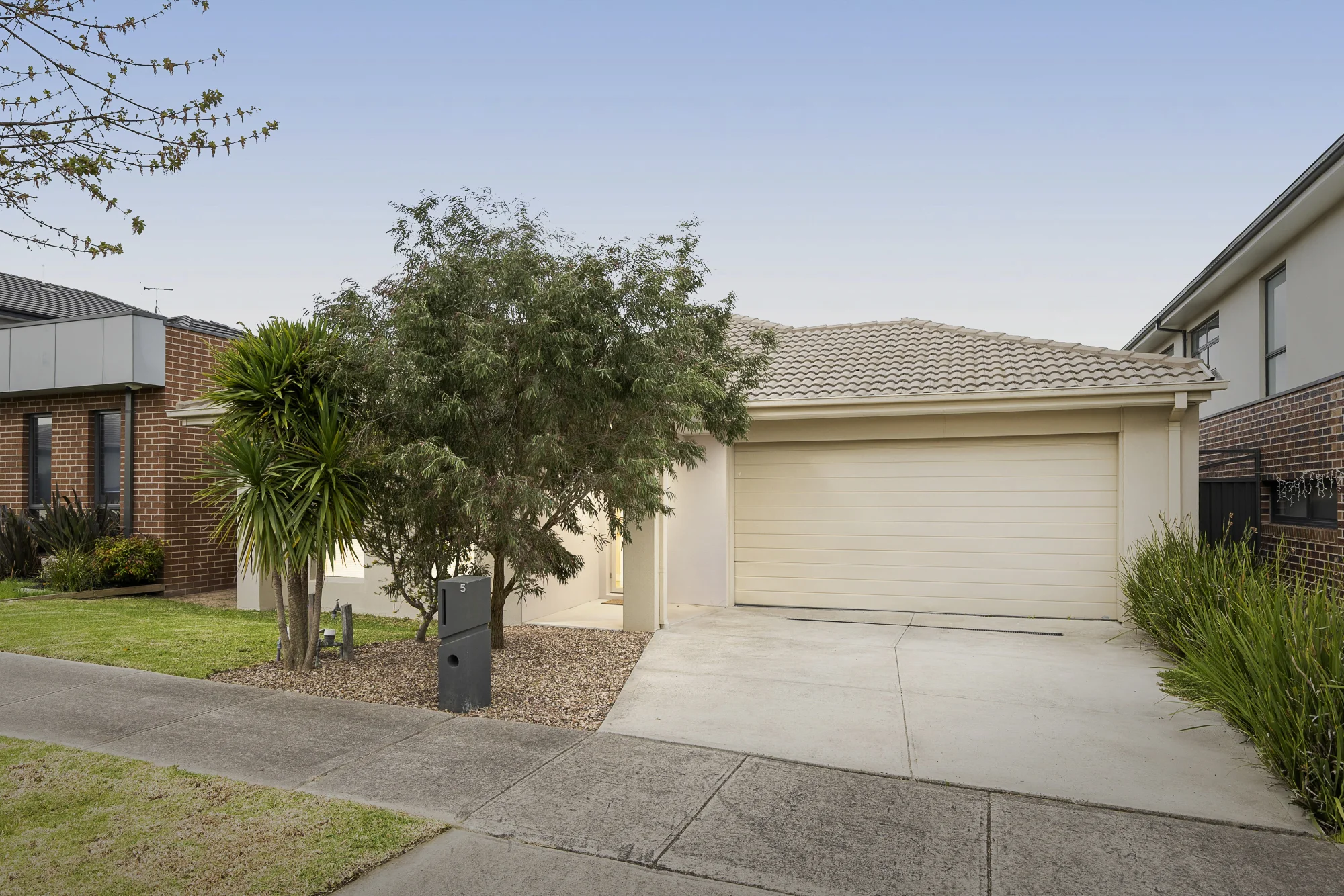 5 Nature Drive, Greenvale, Vic 3059