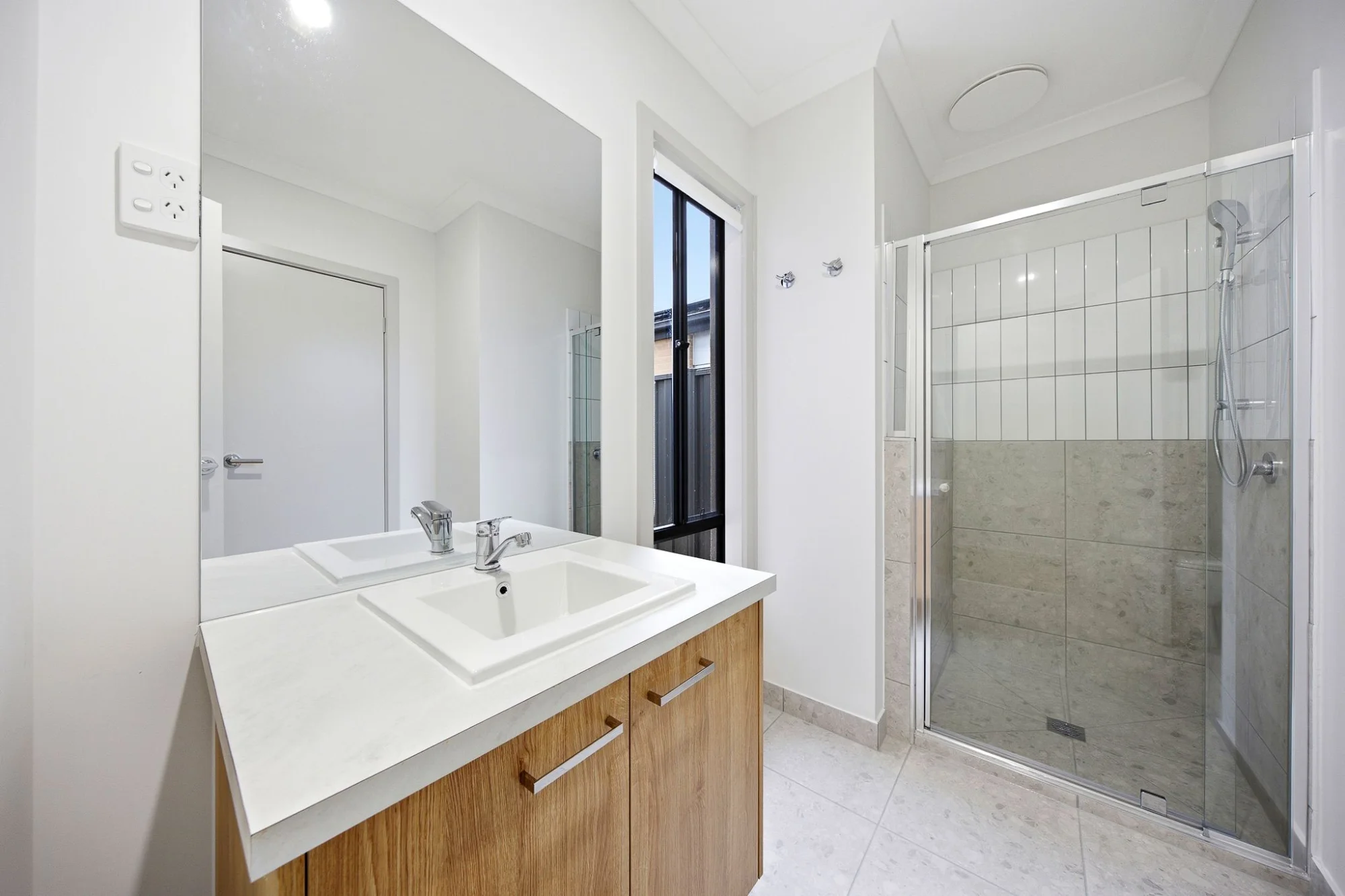 5 Newcastle Road, Clyde VIC 3978