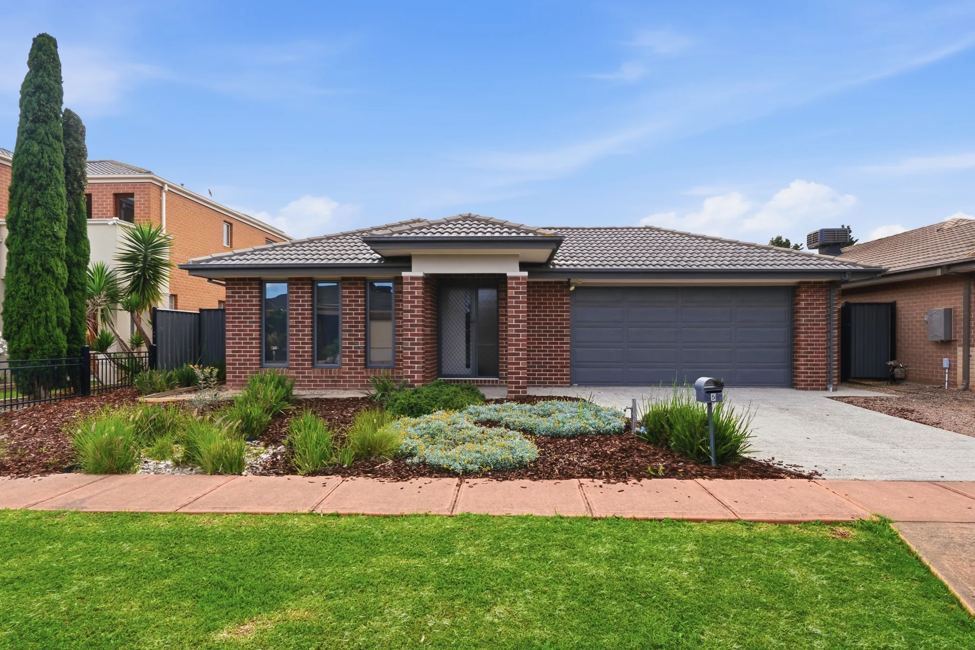 5 Niland Crescent, Point Cook, Vic 3030