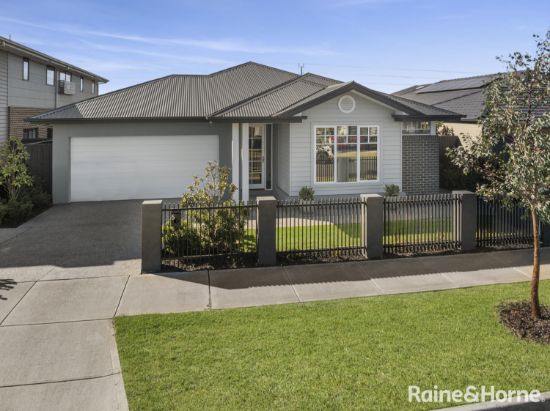 5 President Road, Sunbury, Vic 3429