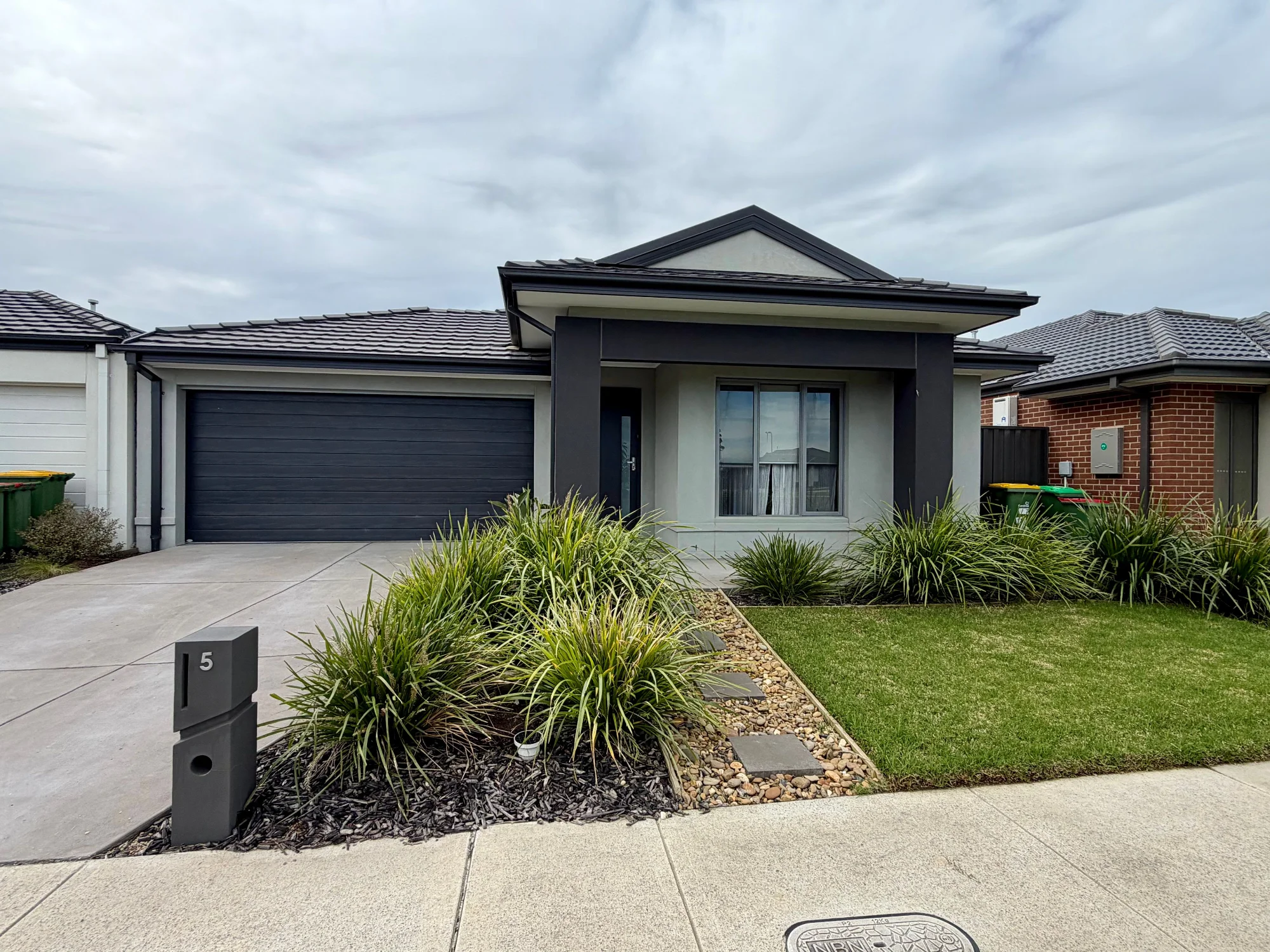 5 Prizzle Road, Pakenham VIC 3810