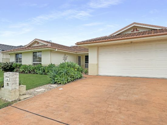 5 Red Cedar Drive, Coffs Harbour, NSW 2450