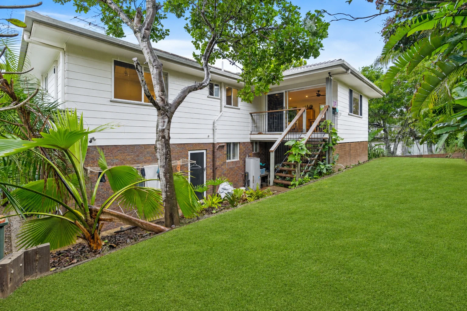 5 Stonyfell Court, Holland Park, Qld 4121