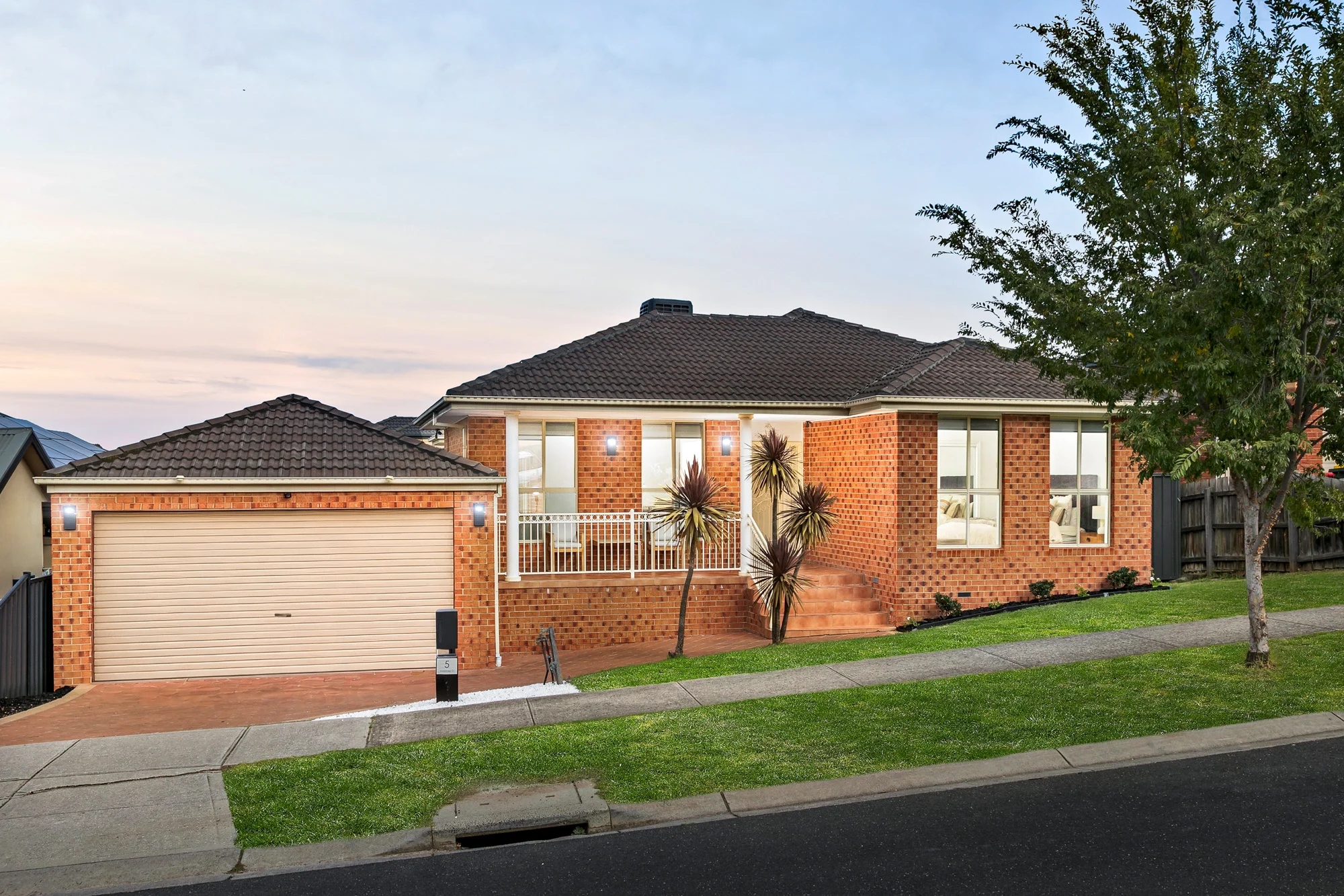 5 Stranraer Close, Greenvale, Vic 3059