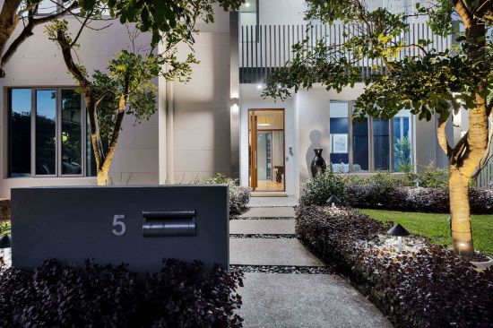 5 Sunset Beach Avenue, Yaroomba, Qld 4573
