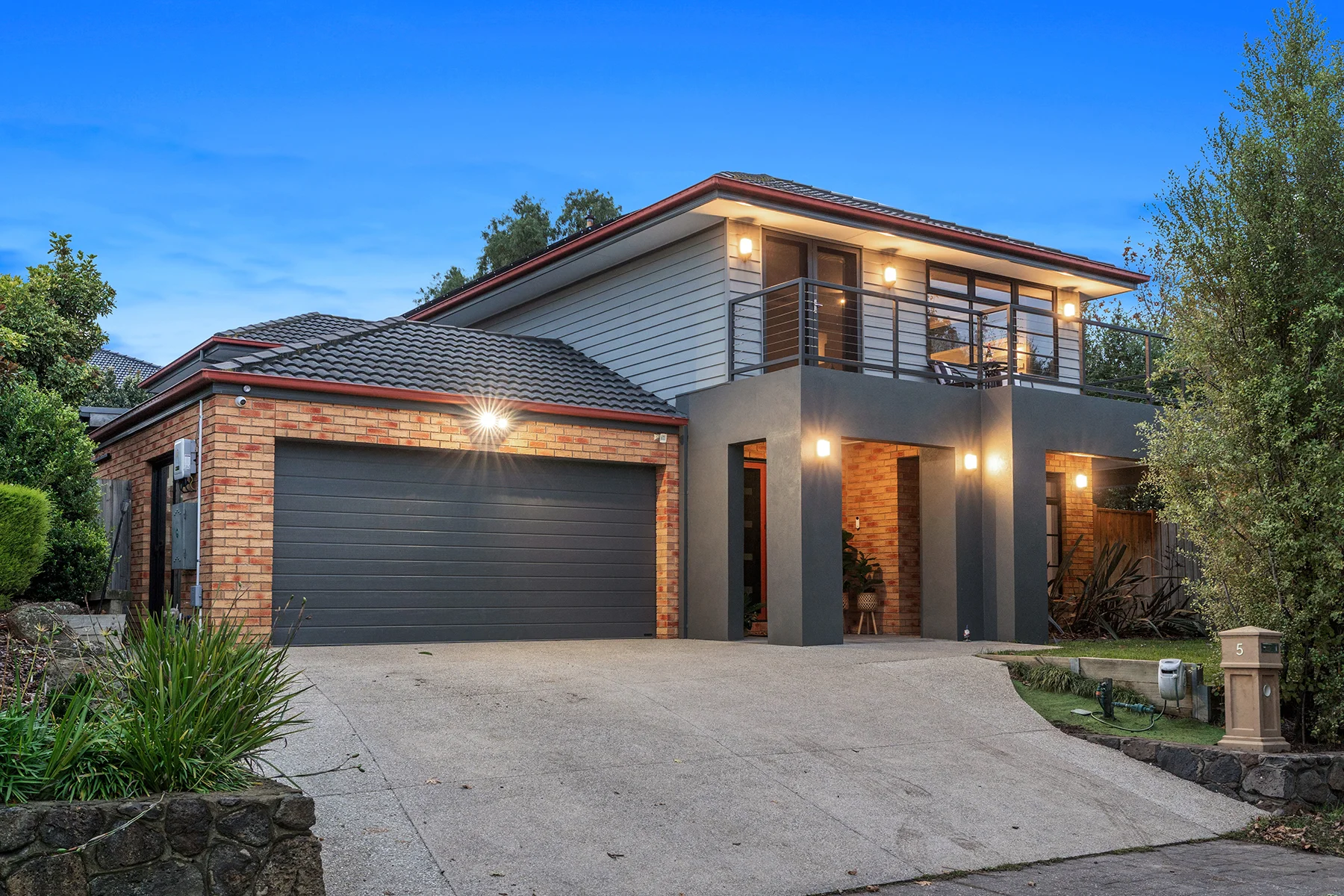 5 Whitby Place, Craigieburn, Vic 3064