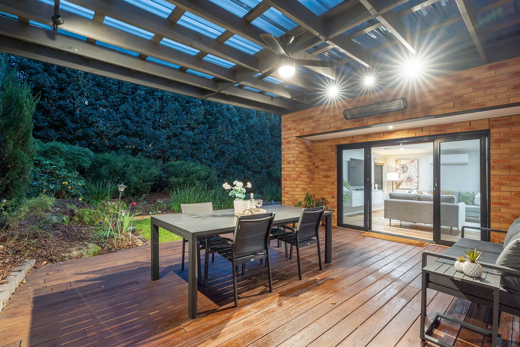 5 Whitby Place, Craigieburn, Vic 3064