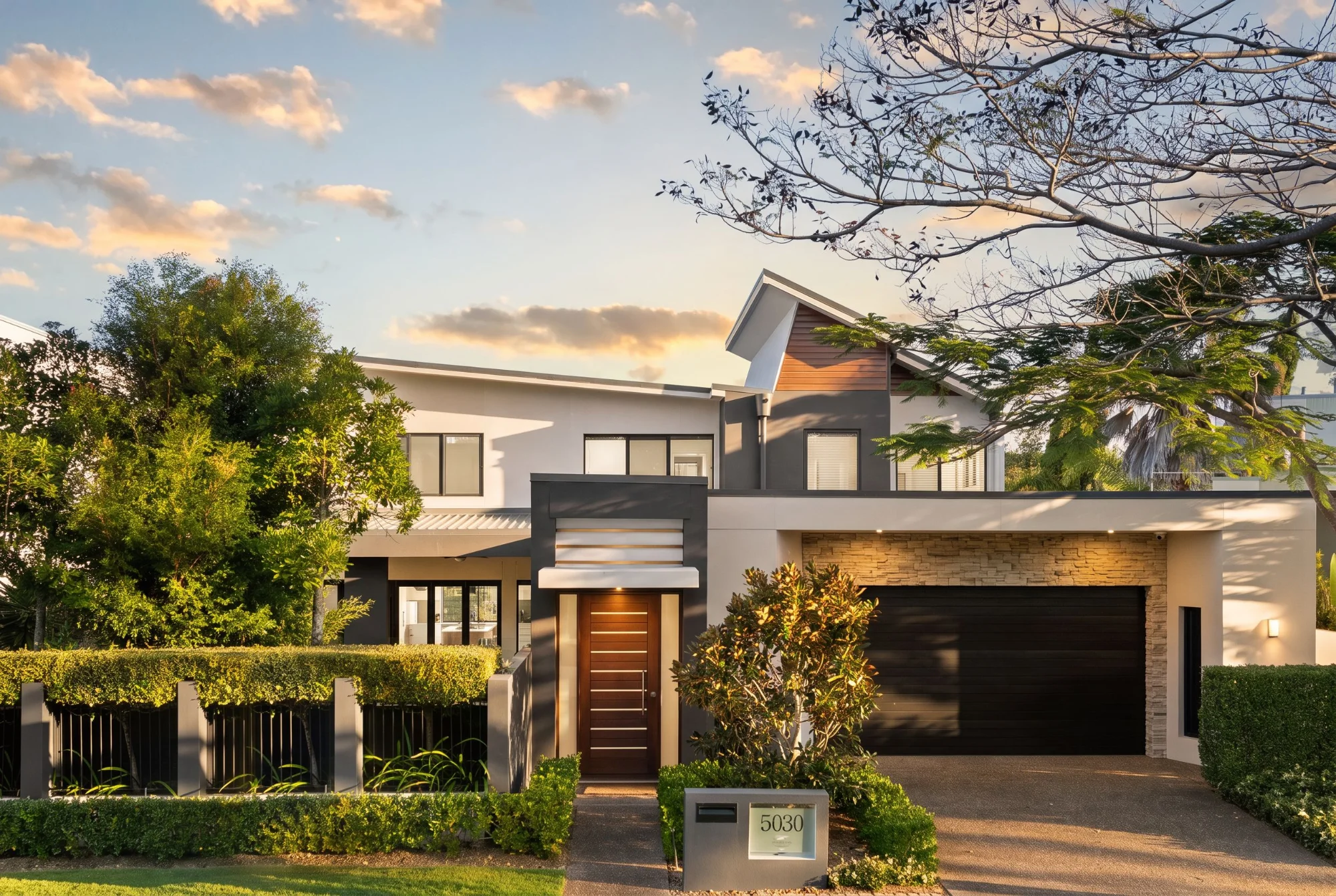 5030 Emerald Island Drive, Carrara QLD 4211