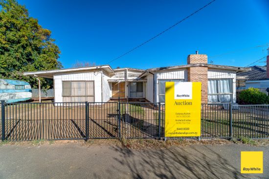 51-51a Moran Street, Long Gully, Vic 3550