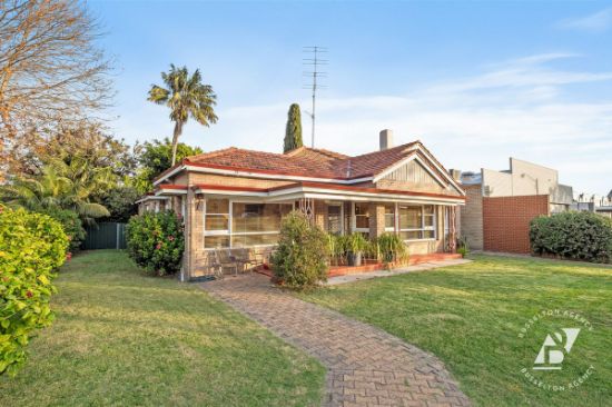52 Albert Street, Busselton, WA 6280