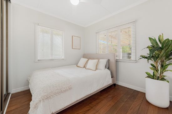 52 Bannerman Street, Oxley, Qld 4075