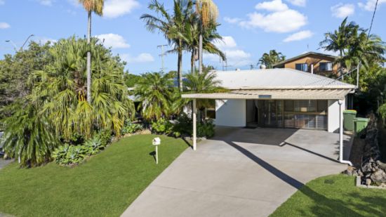 52 Coonowrin Street, Battery Hill, Qld 4551