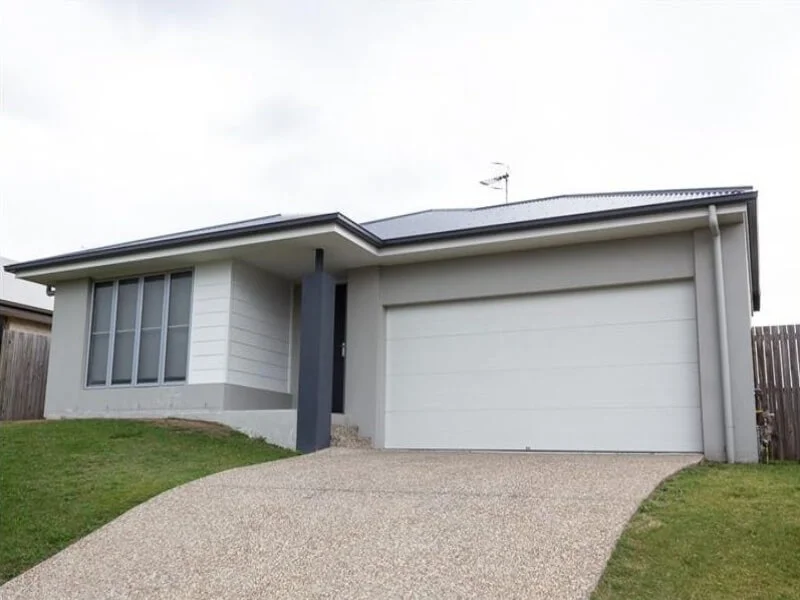 52 Edgeware Road, Pimpama, Qld 4209