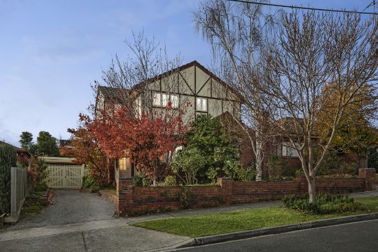52 Henshall Road, Strathmore, Vic 3041