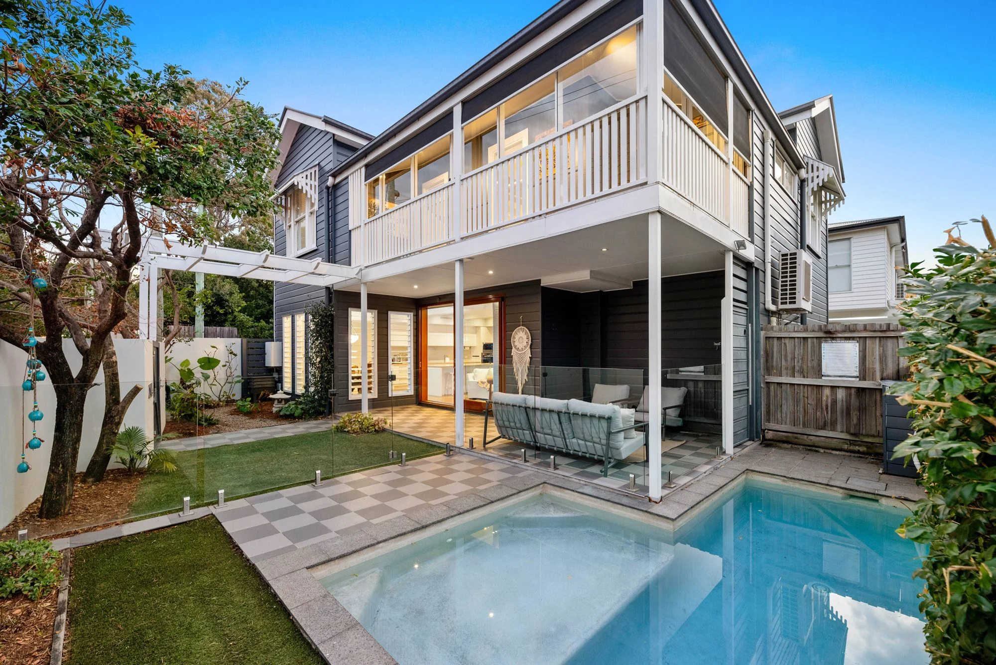 52 Lytton Road, Bulimba QLD 4171