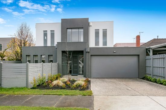 52 Nunns Road, Mornington, Vic 3931