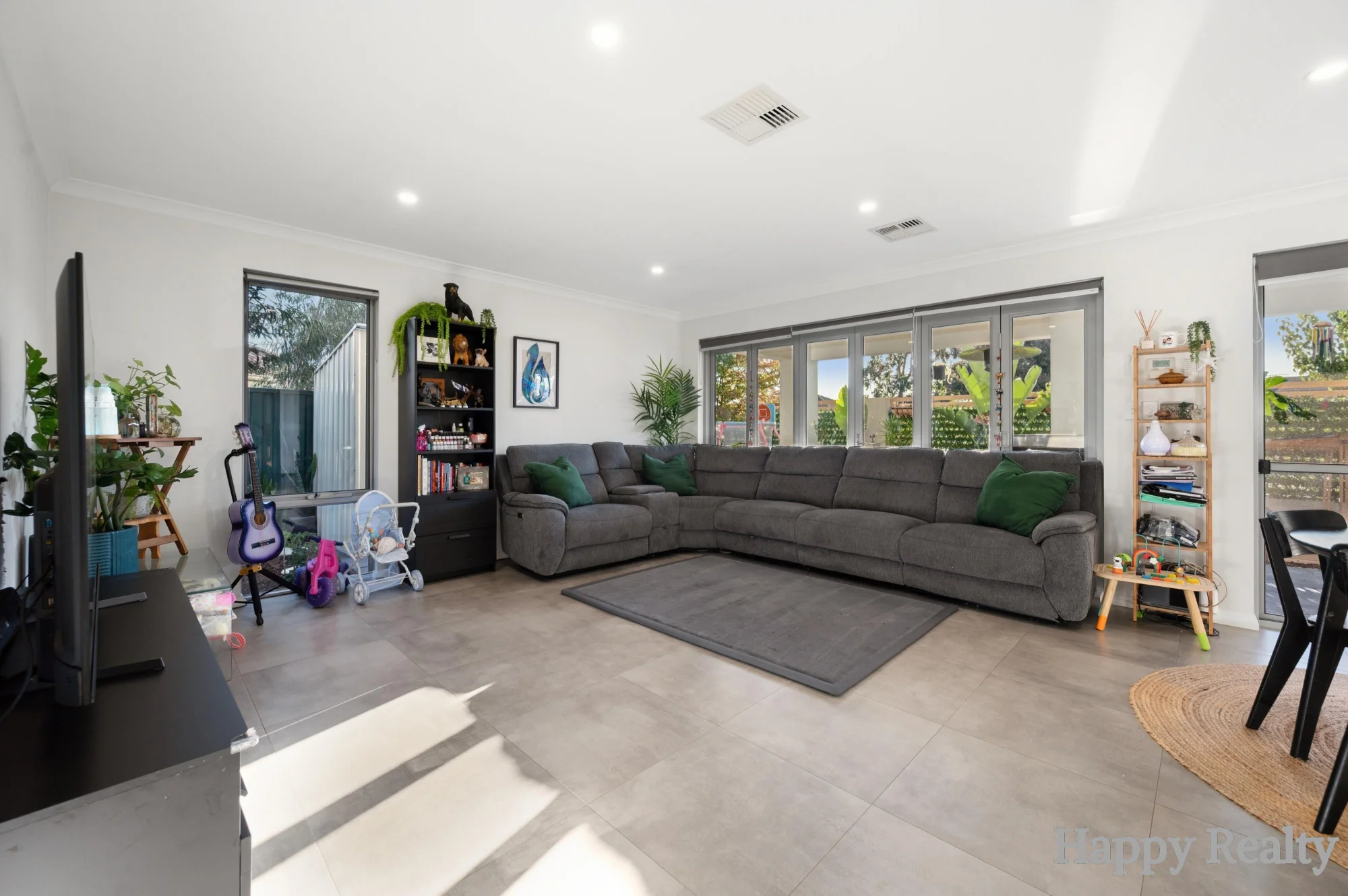 52 Plunkett Turn, Canning Vale, WA 6155
