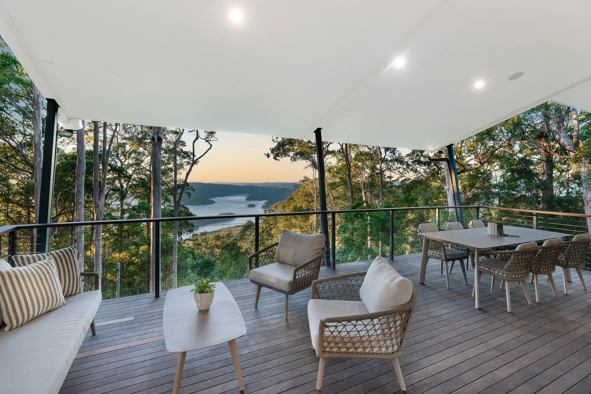 528 Beechmont Road, Lower Beechmont, Qld 4211