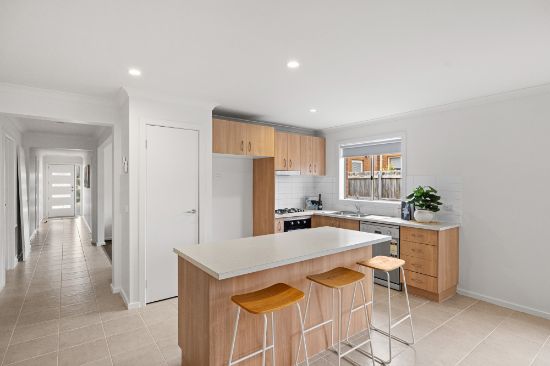 53 Macquarie Drive, Wyndham Vale, Vic 3024