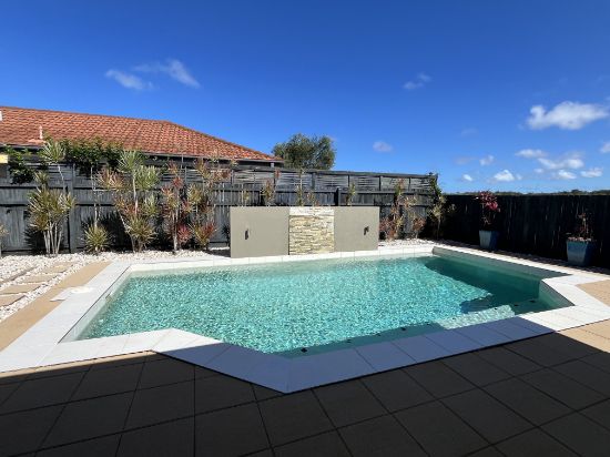53 Sailfish Dr, Mountain Creek, Qld 4557