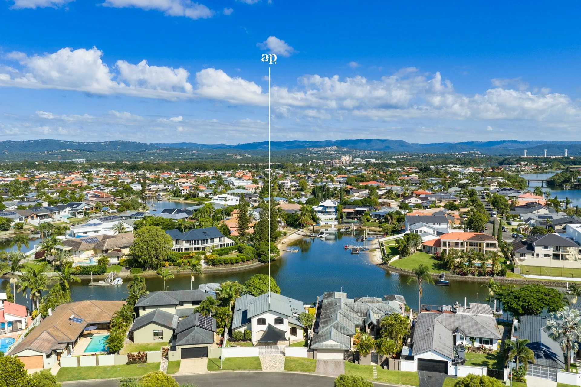 54 Blair Athol Crescent, Sorrento, Qld 4217