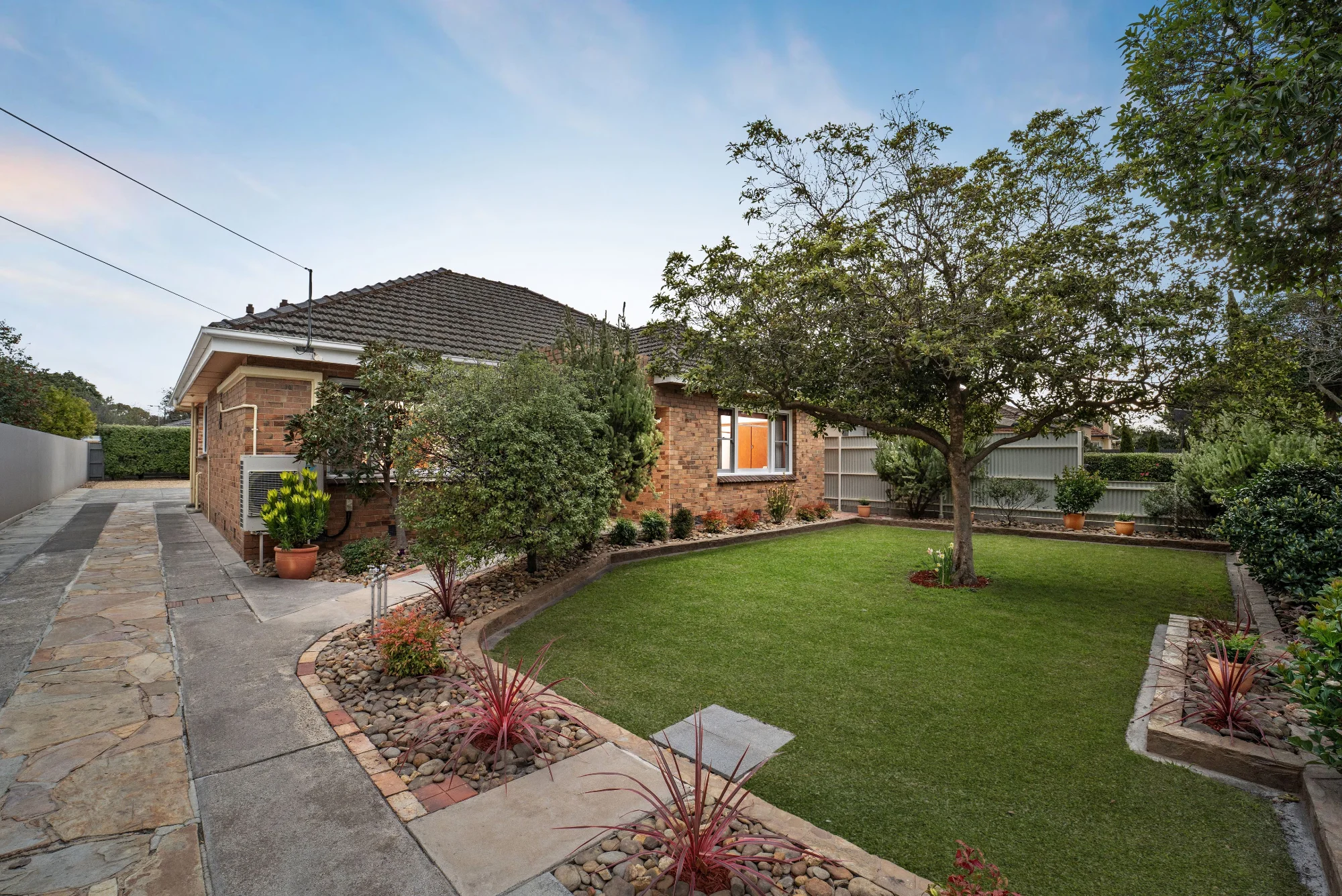 54 Elliott Street, Cheltenham VIC 3192