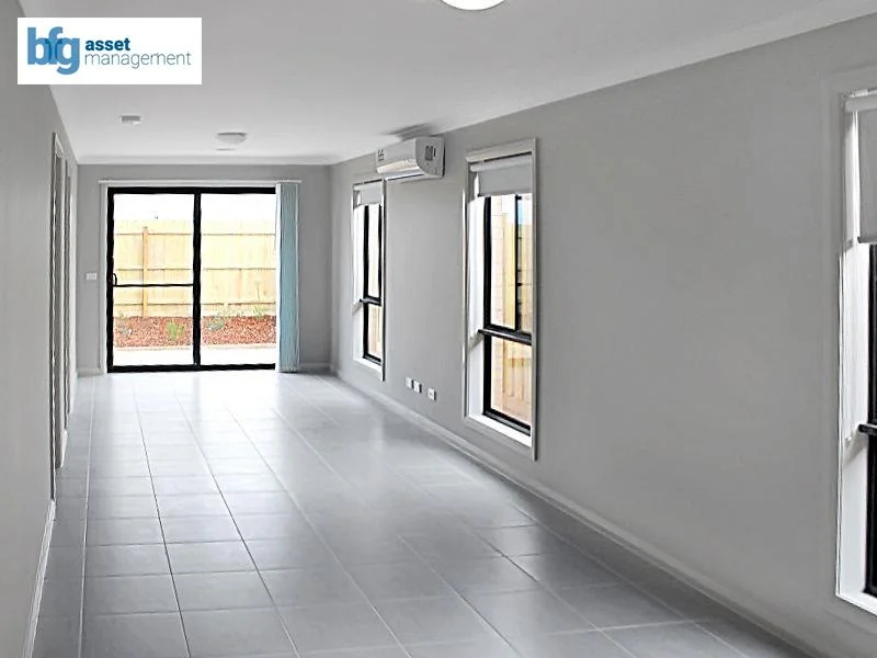 54 Gillespie Drive, Weir Views, Vic 3338