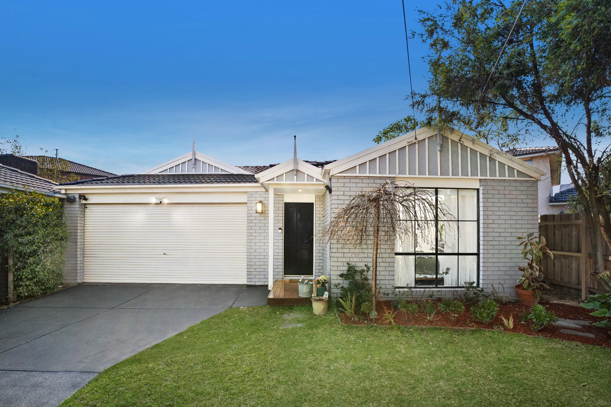 54 Laura Road, Knoxfield, Vic 3180