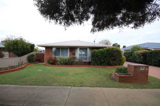 54 Northcote Street, Rochester, Vic 3561