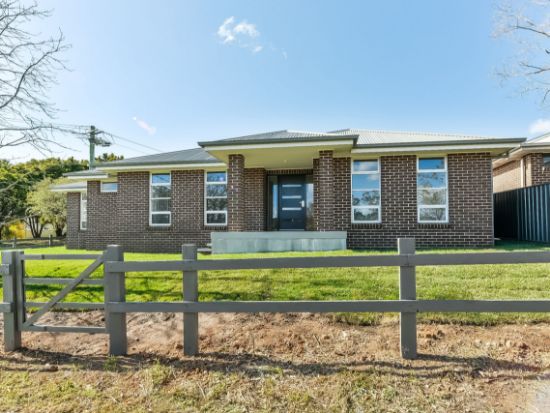 54 Struan Street, Tahmoor, NSW 2573