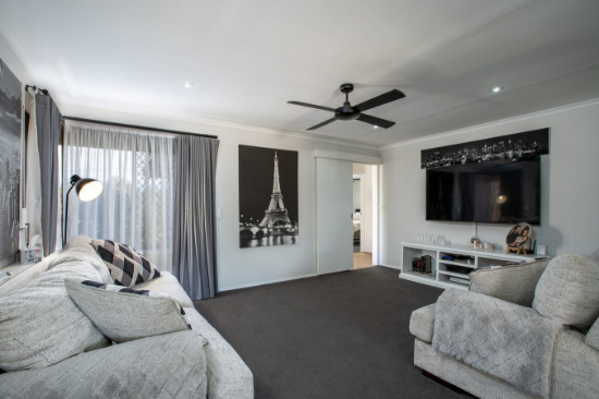 558 Kemp Street, Lavington, NSW 2641