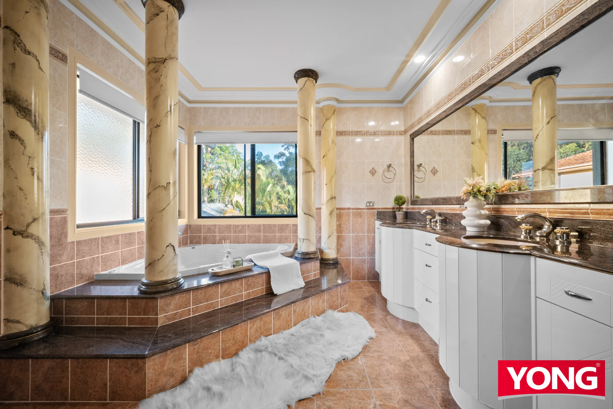 56 POINCIANA CRESCENT, Stretton, Qld 4116