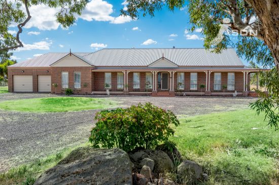 560 Mt Ridley Road, Mickleham, Vic 3064
