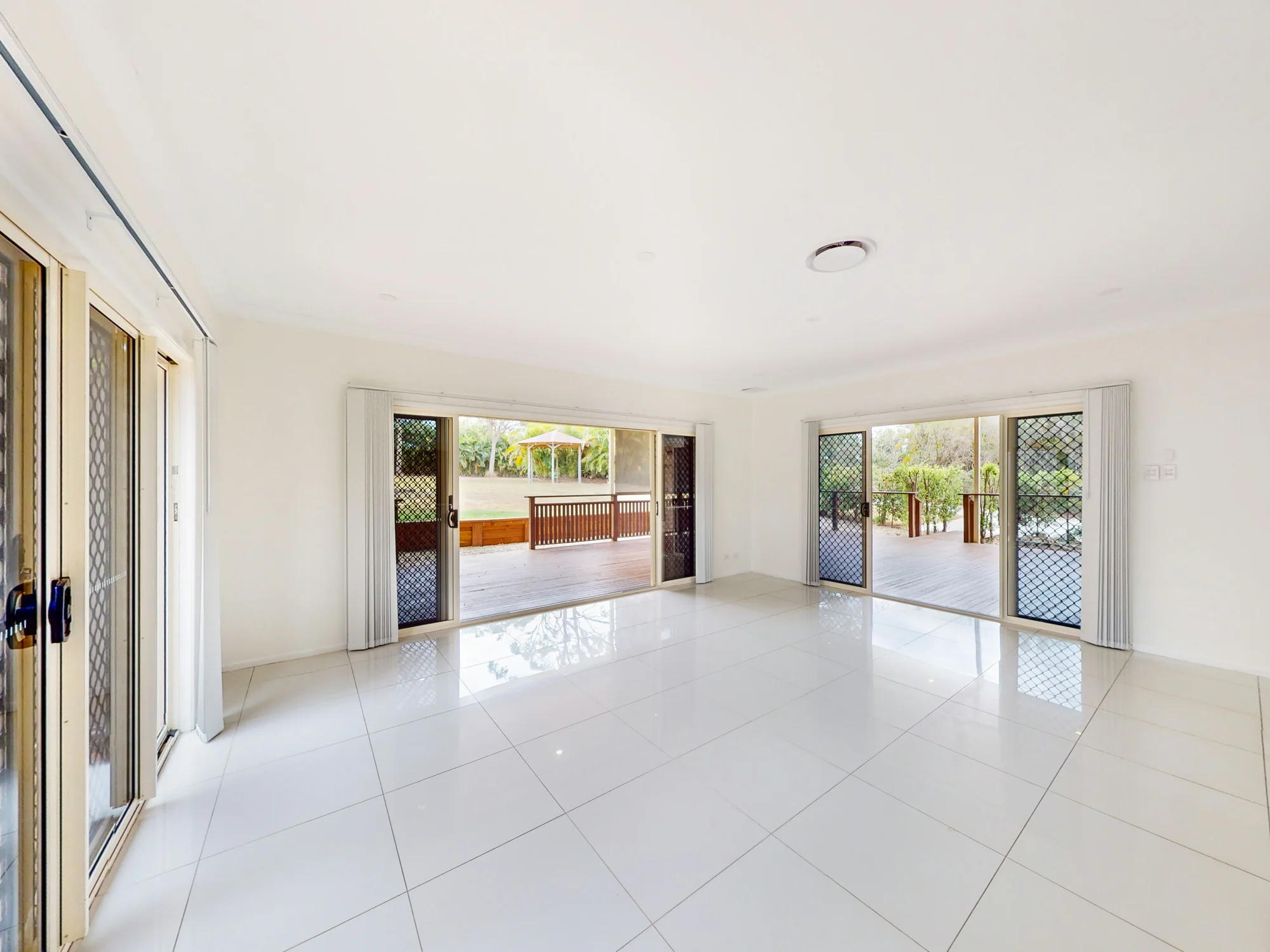 58-60 Muscat Street, Morayfield, Qld 4506