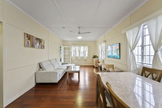58 Gladstone Street, Indooroopilly, Qld 4068