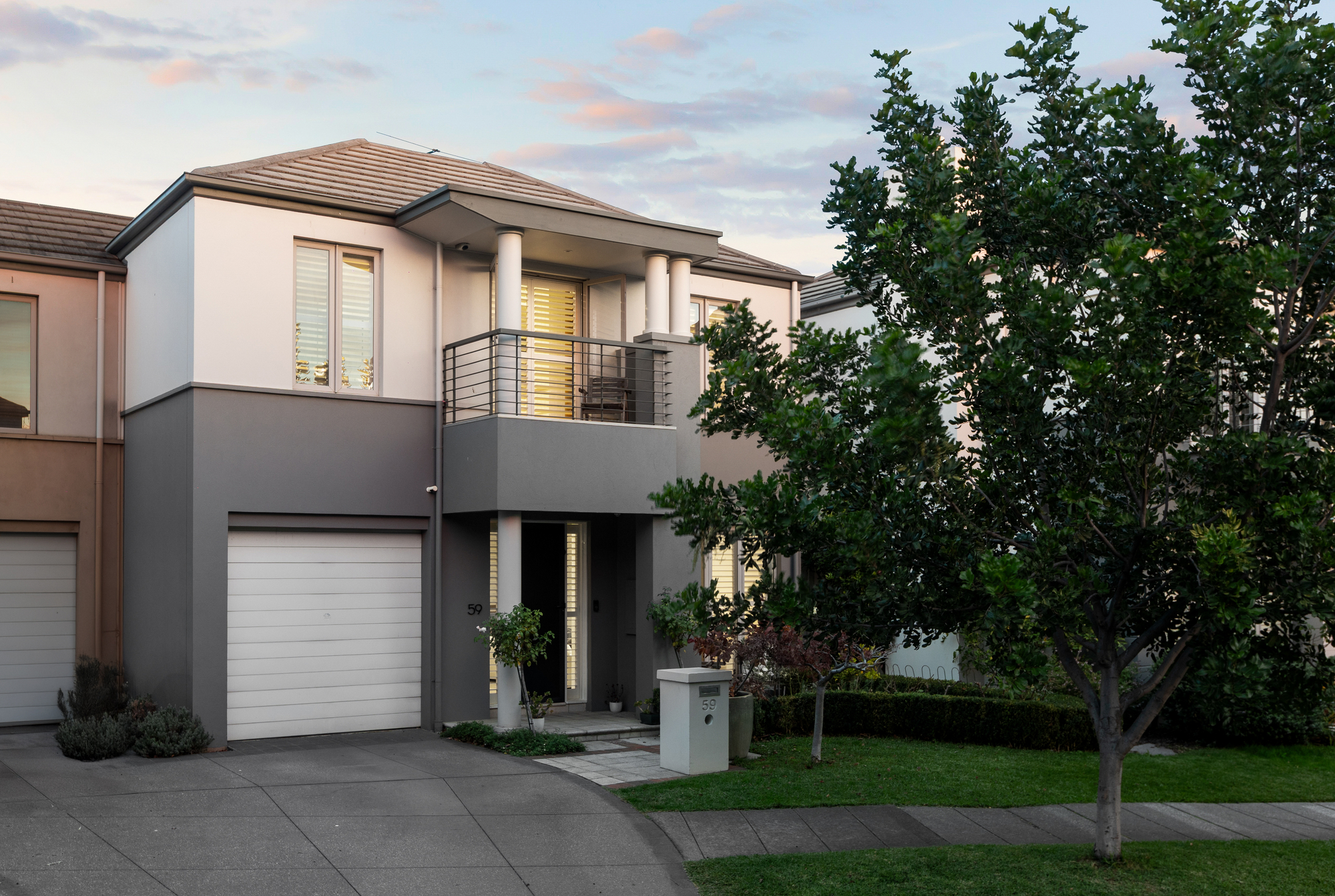 59 The Crescent, Port Melbourne, Vic 3207 59 The Crescent, Port Melbourne, Vic 3207