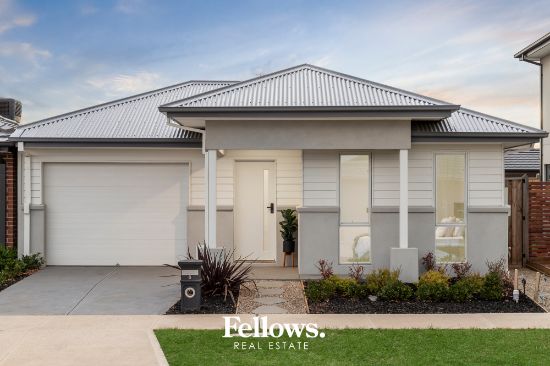 6 Chitwan Street, Clyde North, Vic 3978