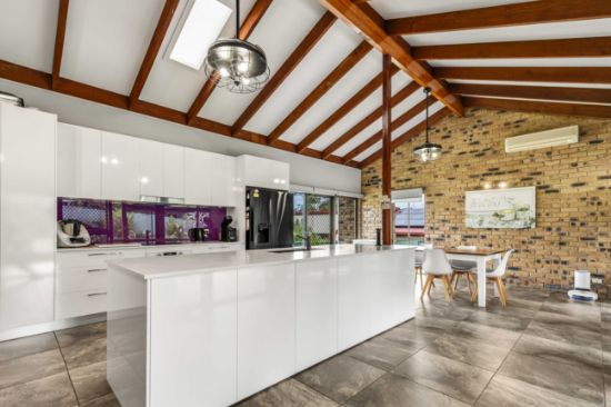 6 COOLABAH COURT, Banora Point, NSW 2486