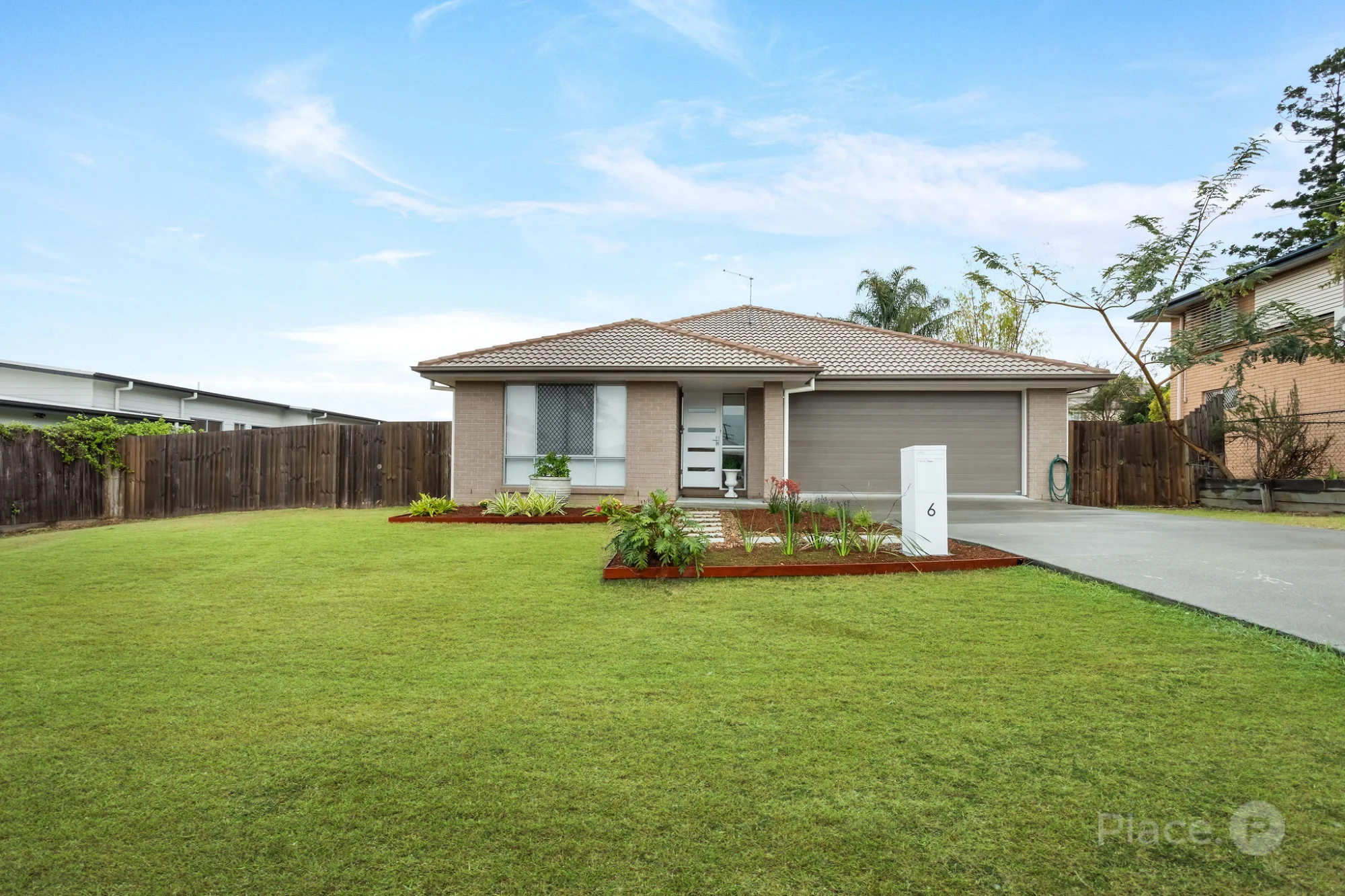 6 Gardner Place, Silkstone, Qld 4304