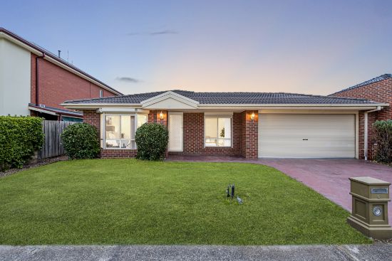6 Grassy Point Road, Cairnlea, Vic 3023