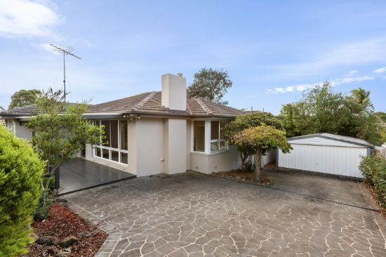 6 Hutcheson Avenue, Highton, Vic 3216
