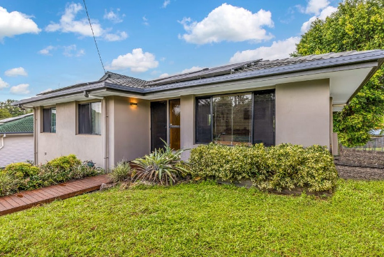 6 Kerrs Lane, Coes Creek, Qld 4560