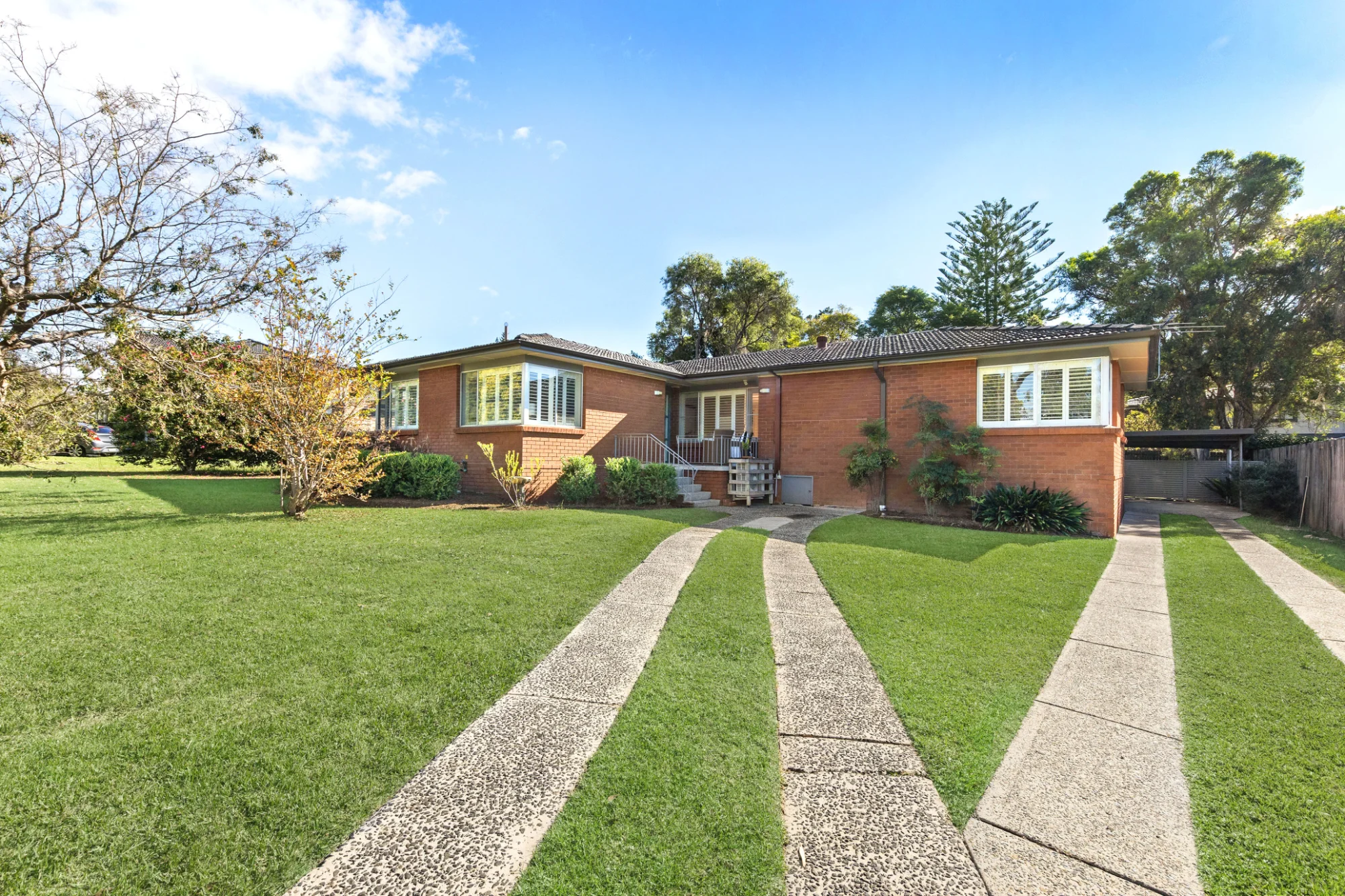 6 Milburn Place, St Ives, NSW 2075