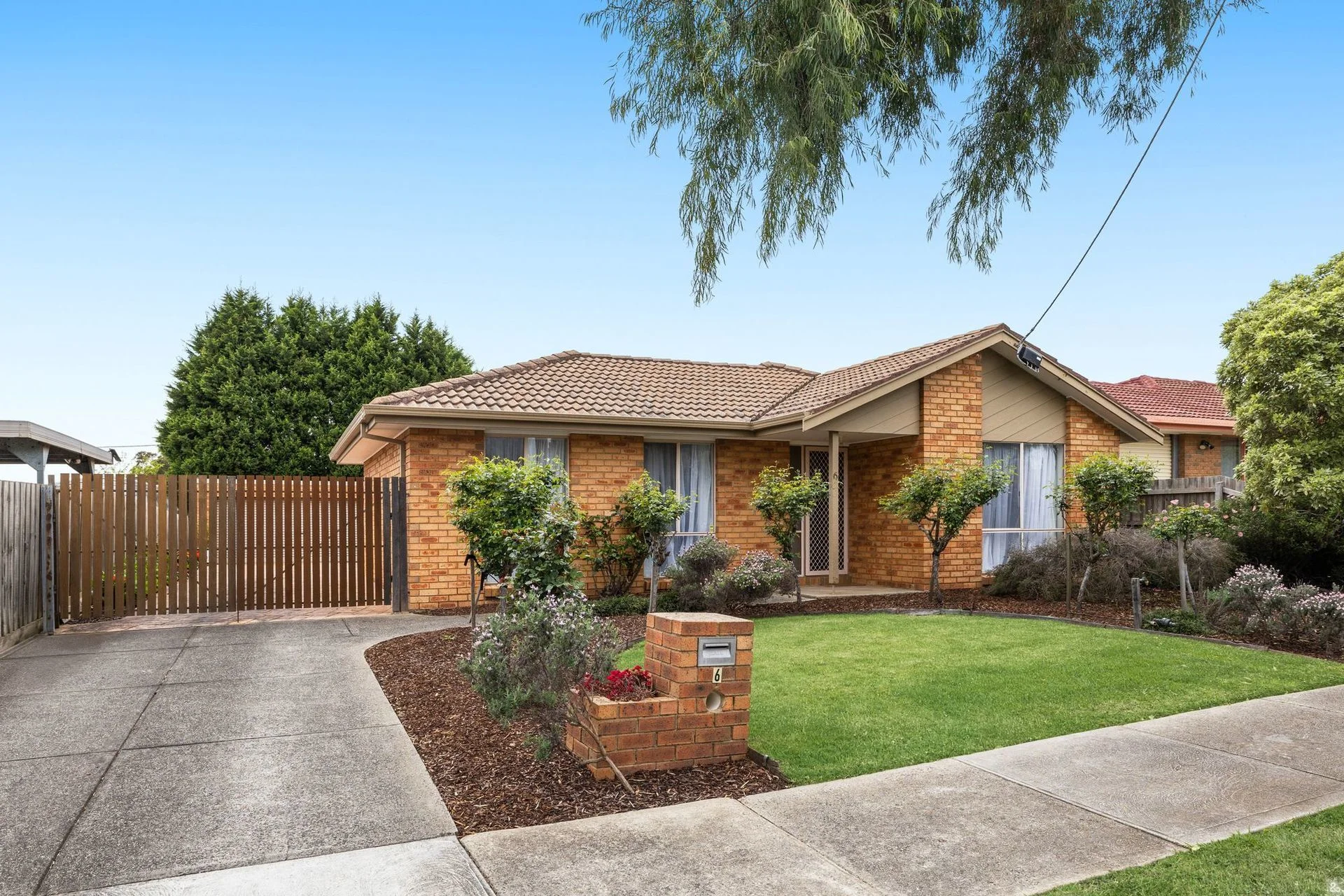 6 Romano Avenue, Mill Park, Vic 3082