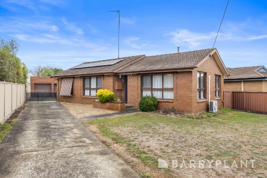 6 Sherwood St, Wendouree, Vic 3355