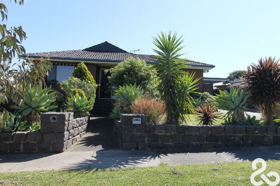 6 Streeton Circuit, Mill Park, Vic 3082