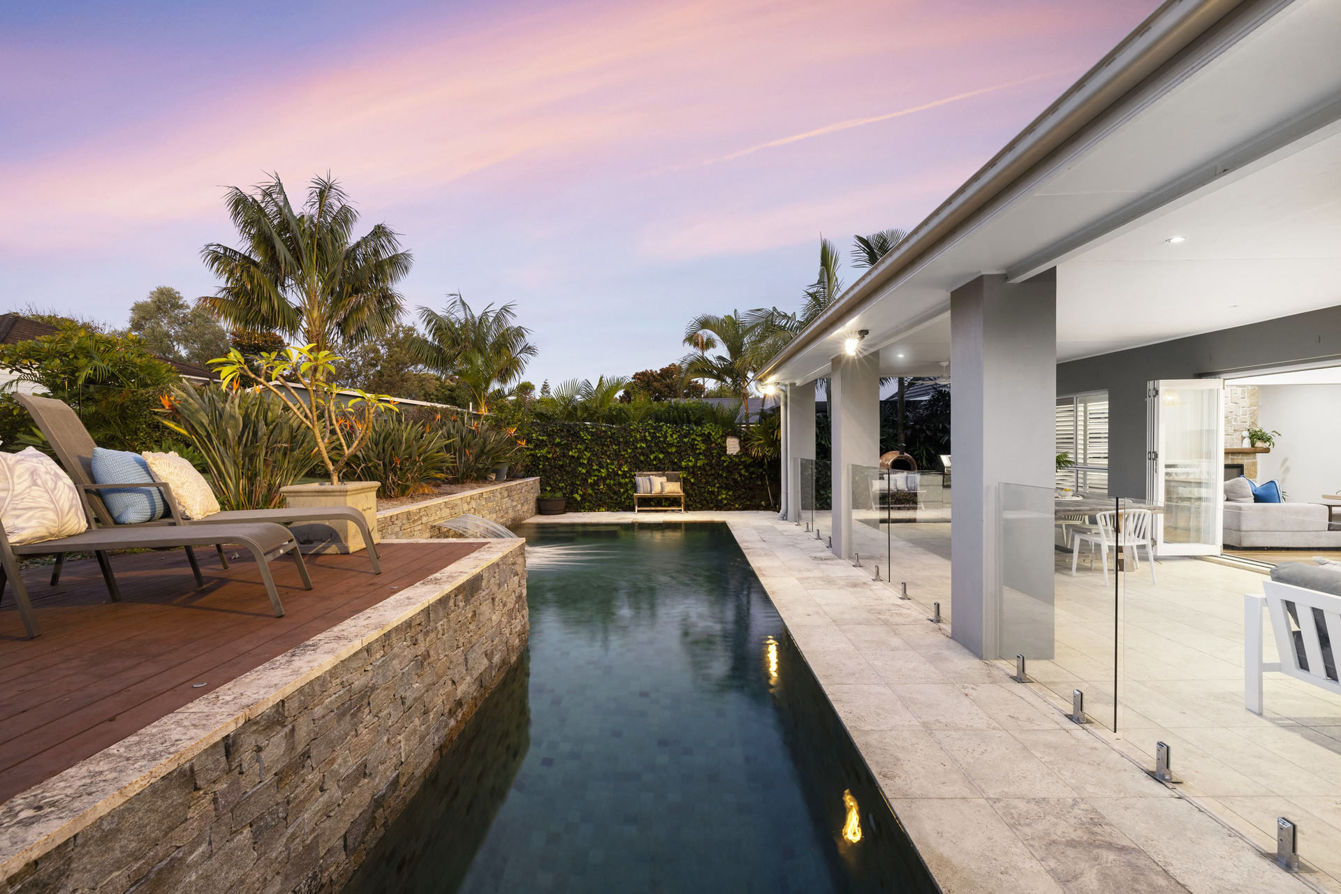 6 Surrey Avenue, Collaroy, NSW 2097 6 Surrey Avenue, Collaroy, NSW 2097