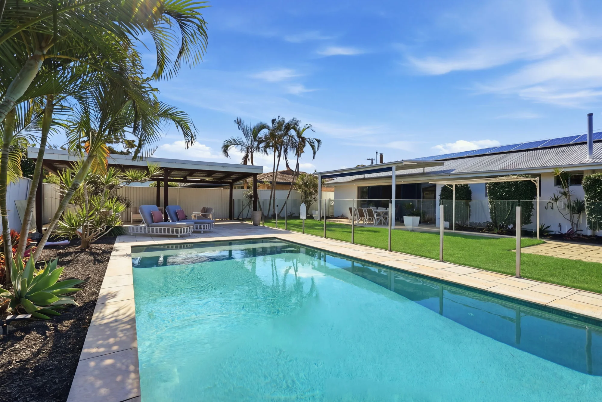 6 Tatha Avenue, Palm Beach, Qld 4221