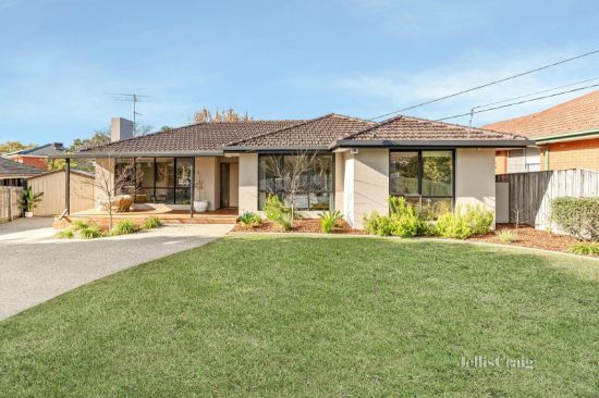 6 Tomar Court, Cheltenham, Vic 3192